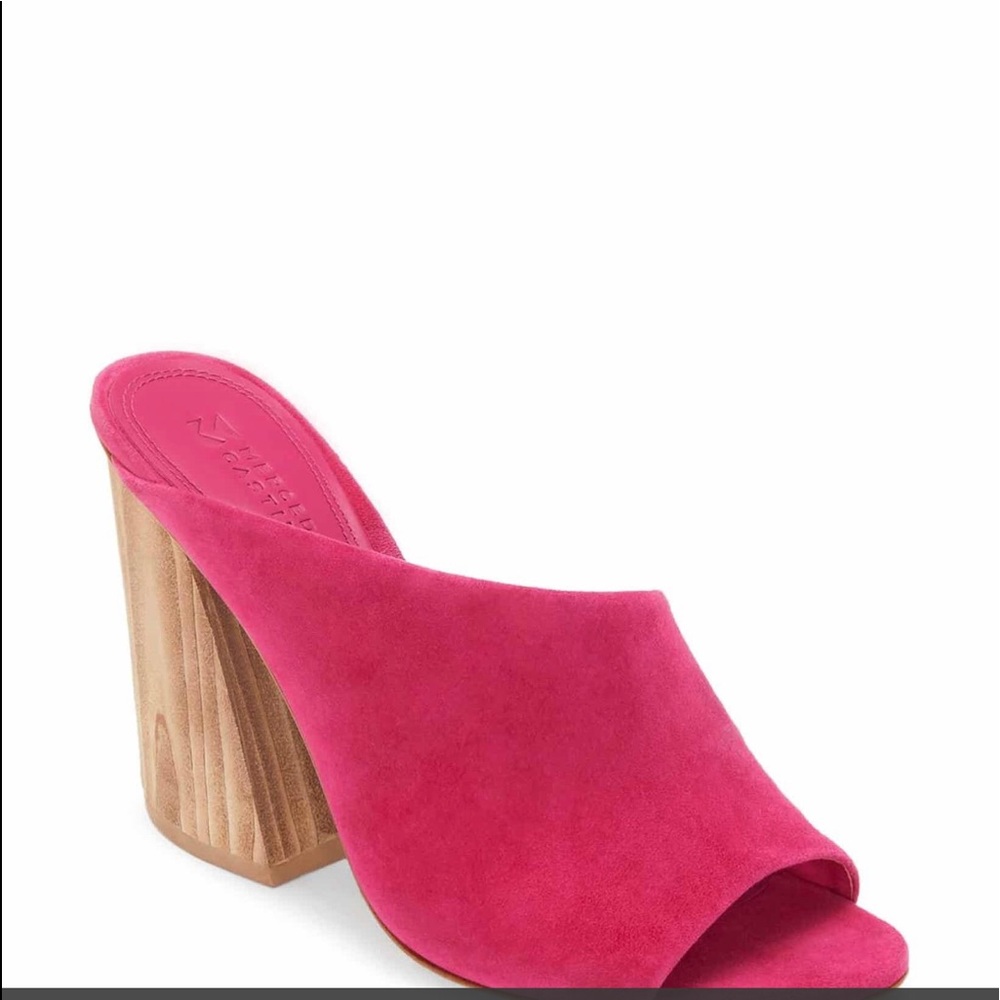 Mercedes Castillo Izar Suede Sandal